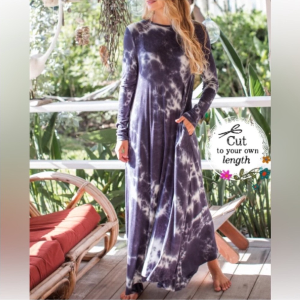 Natural Life Bohemian Tie-Dye Maxi Dress in Navy M
